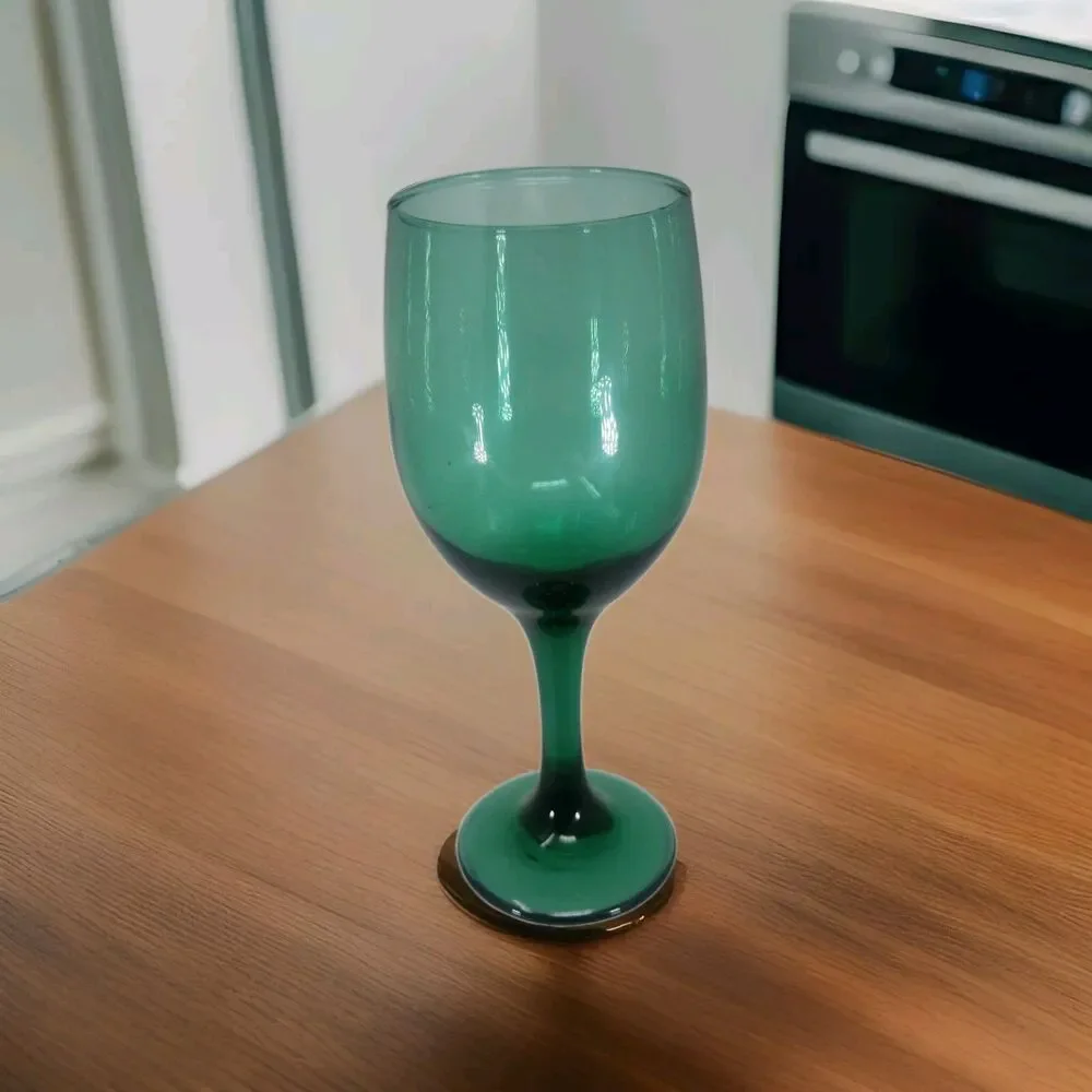 Libbey Dark Green Wine Glass Vintage Replacement 7